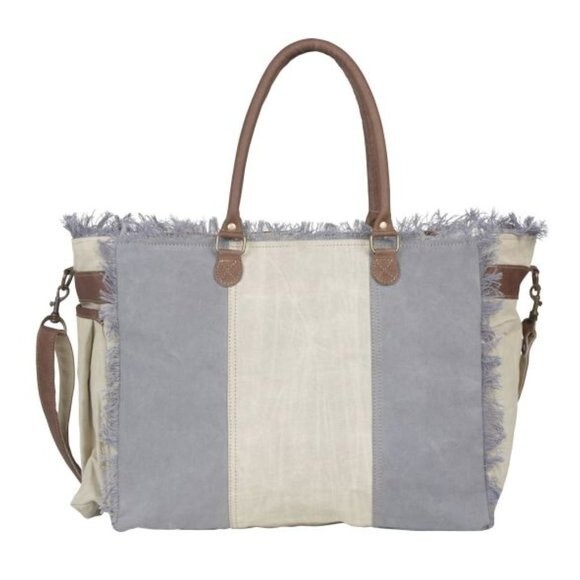 Myra Bag Nostalgia Weekender Bag 4432 - Picture 4 of 7